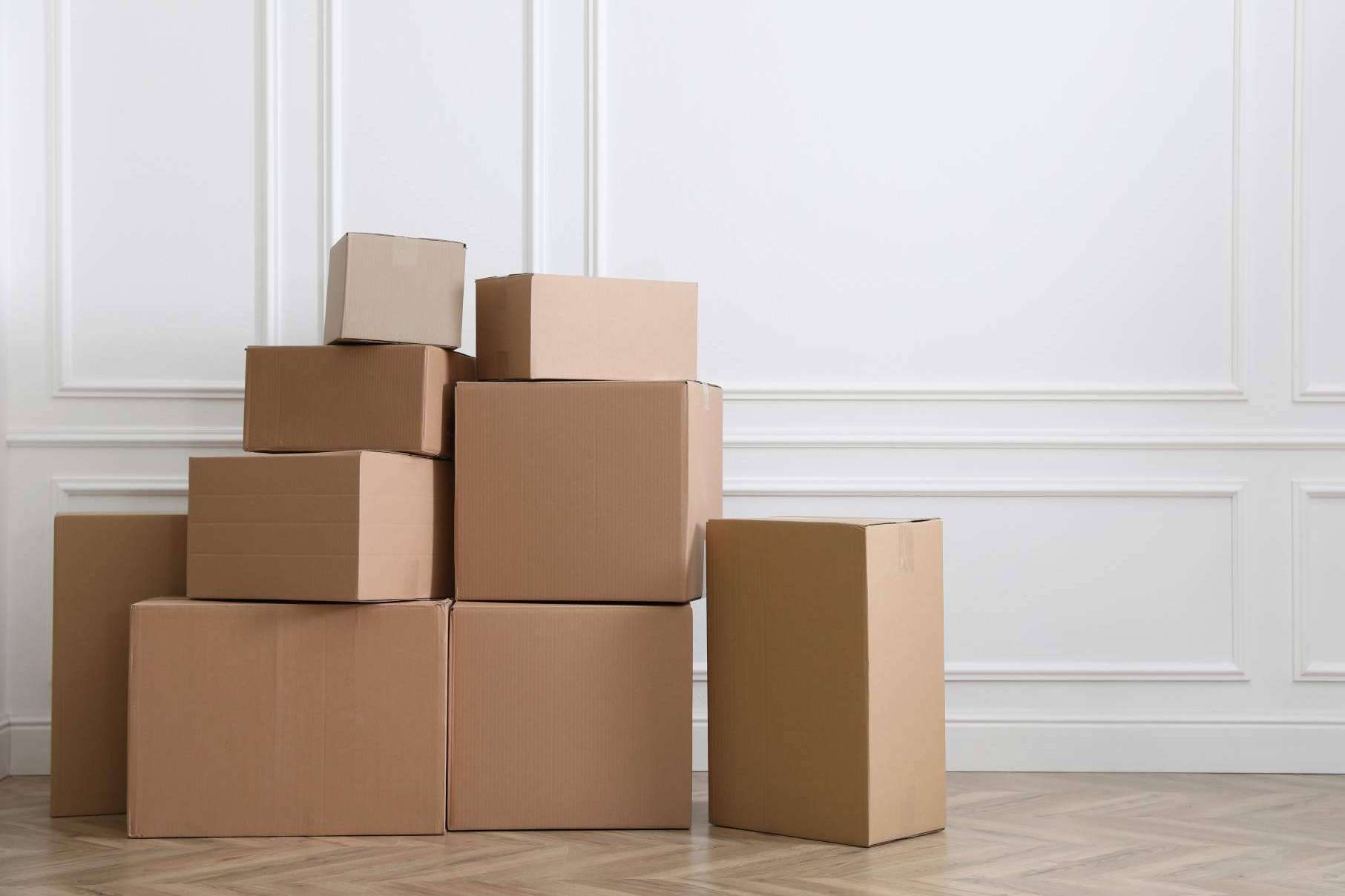 ¿Cómo encontrar una empresa confiable para realizar mudanzas con cajas de cartón? 24h Mudanzas en Barcelona
