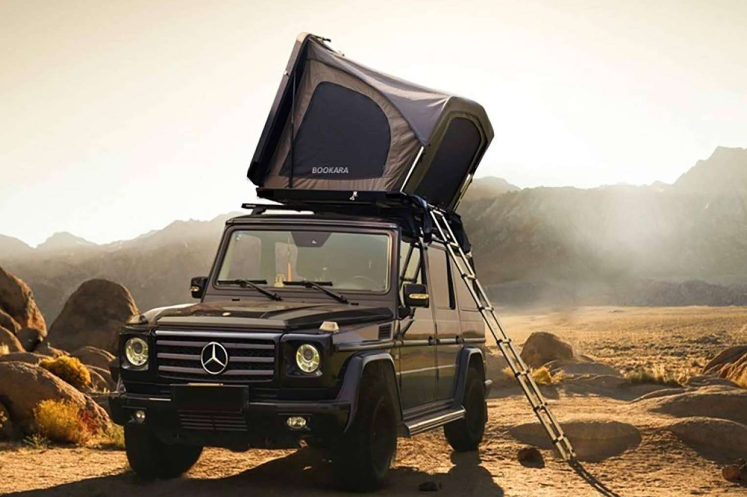 Foxcamper ofrece tiendas techo furgoneta en su página web para acampar disfrutando de la naturaleza de forma segura