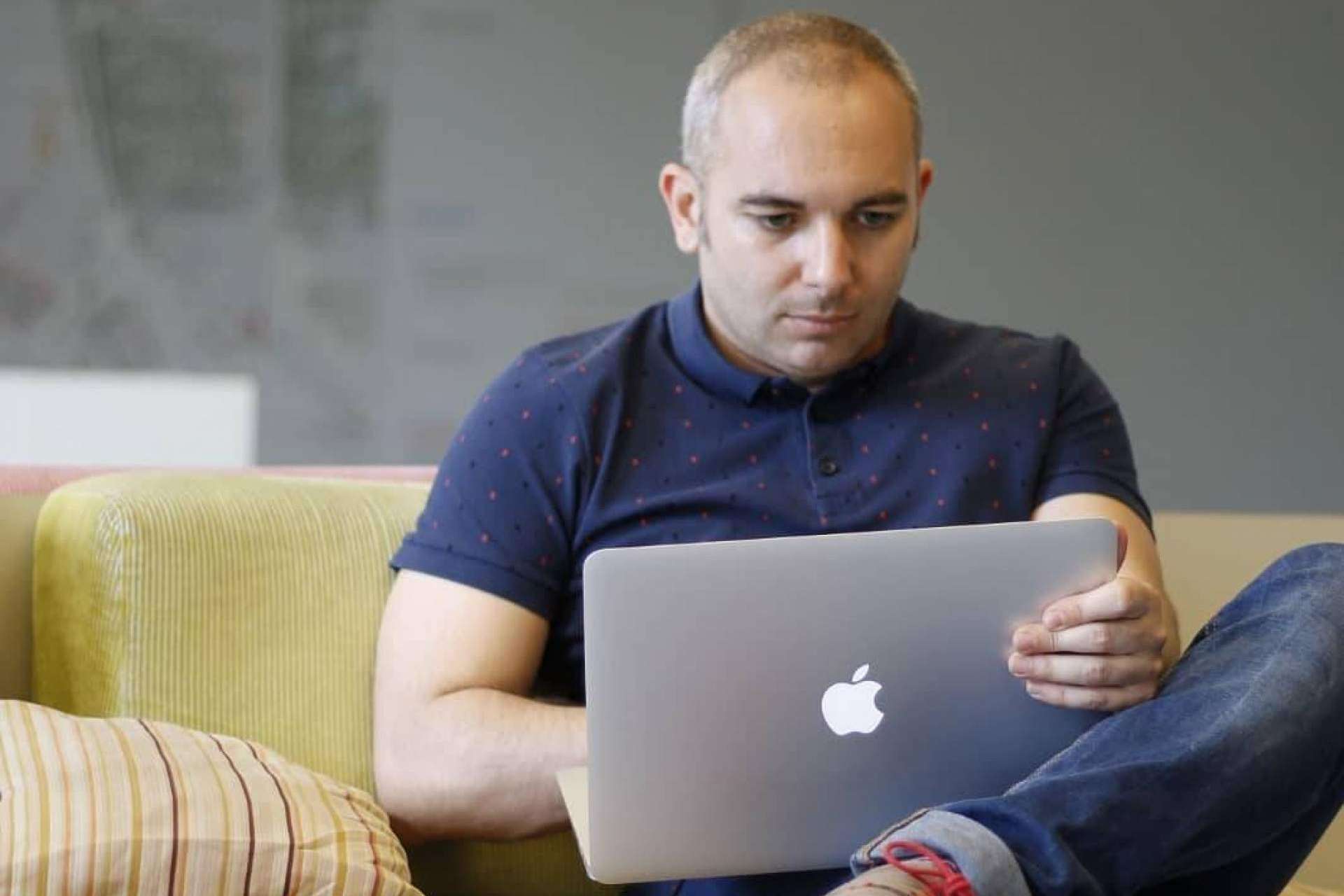 Optimizar las herramientas publicitarias mediante el servicio de experto en Active Campaign Israel Huerta