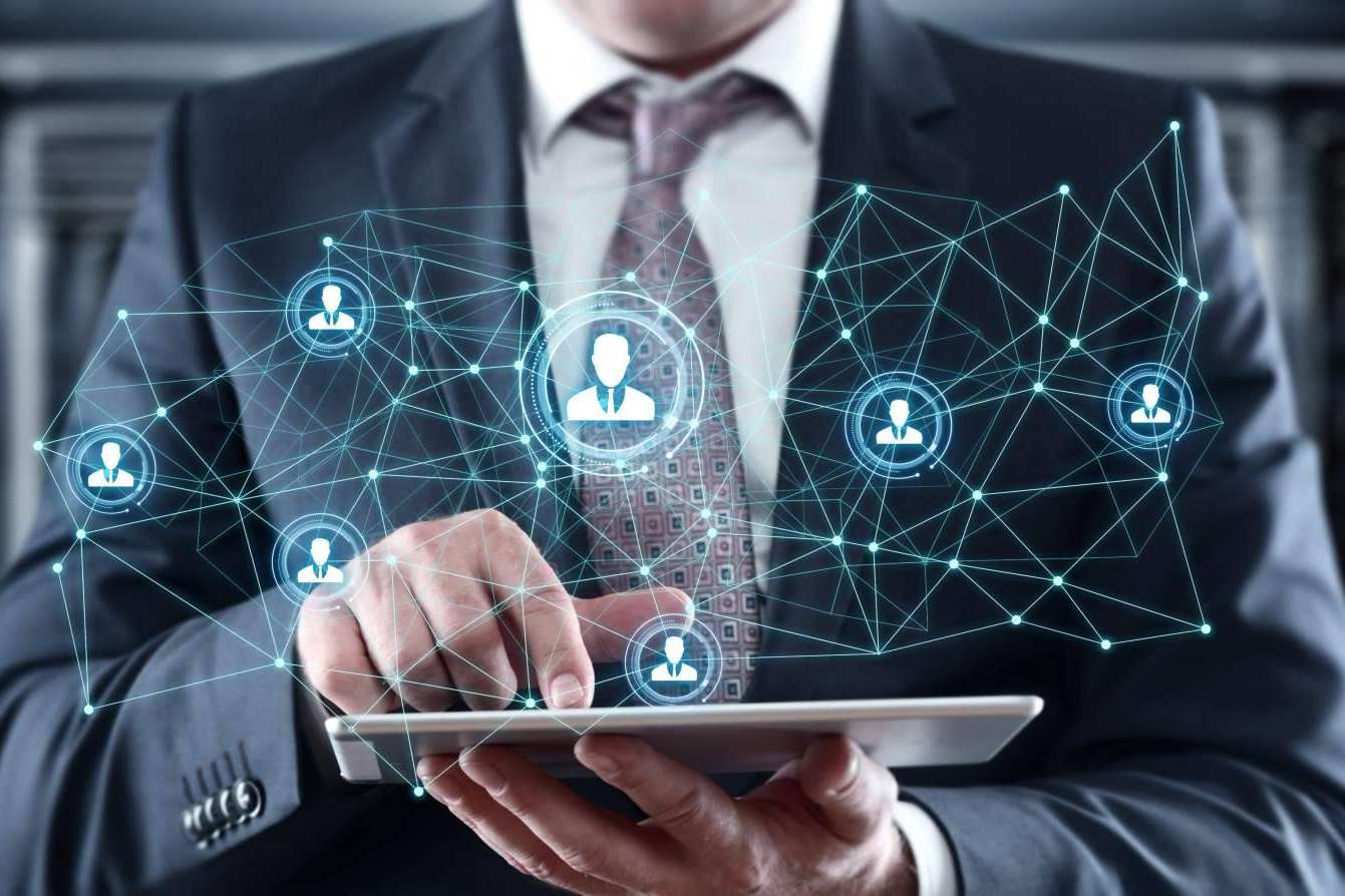 La importancia del HeadHunting en la captación de perfiles profesionales de altos cargos, por el HeadHunter Vicente Sanz