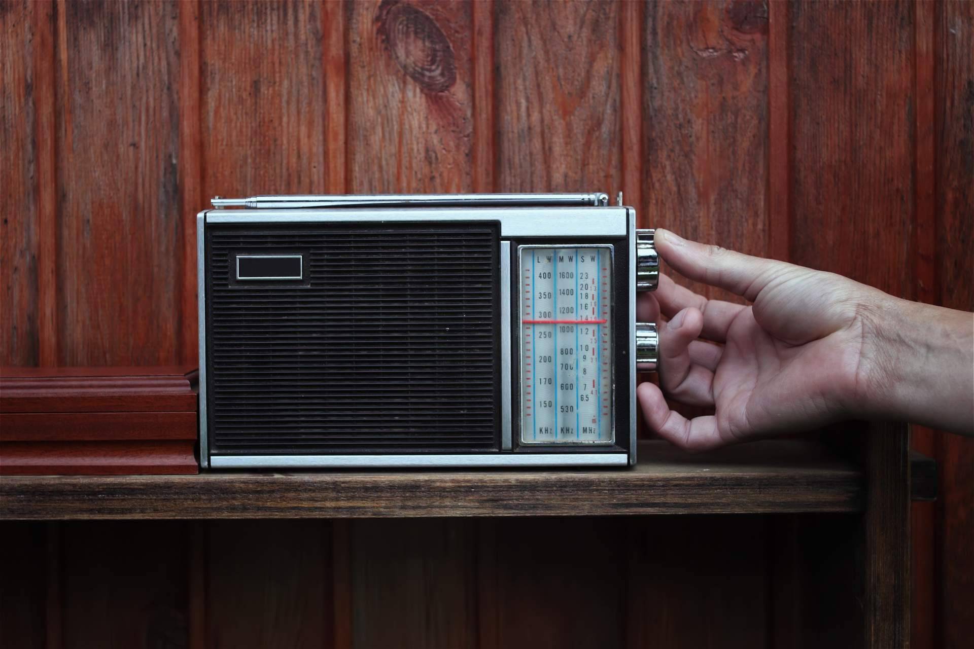 KISS FM es la perfecta combinación de música y noticias