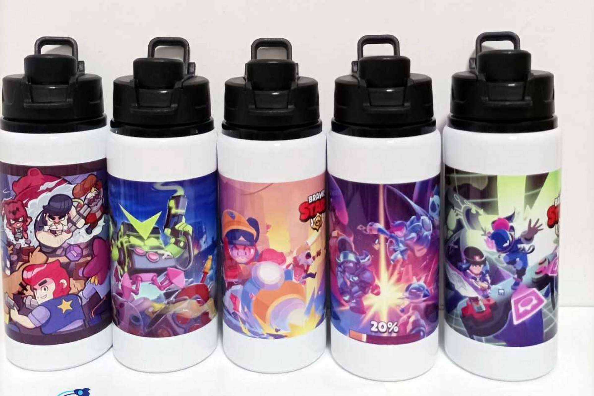 Comprar los accesorios de moda entre los niños y adolescentes del famoso juego Brawl Stars en Albithinia