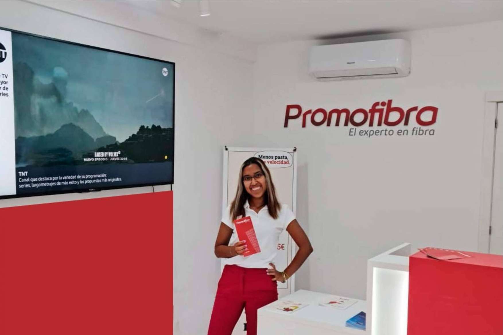 Promofibra ofrece beneficios a los estudiantes con la oferta de fibra
