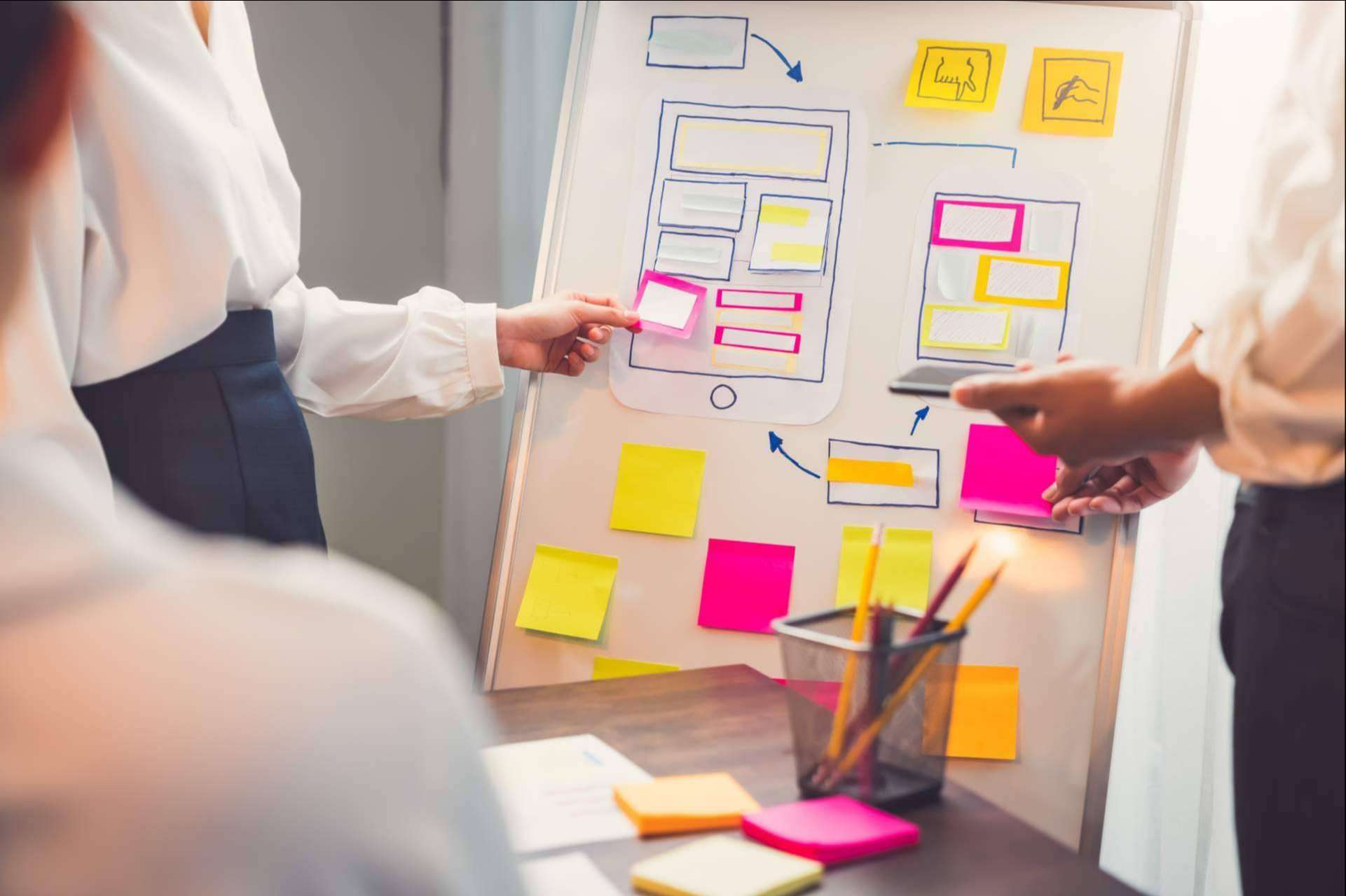 Los beneficios de contratar una agencia especializada en gestión de marcas