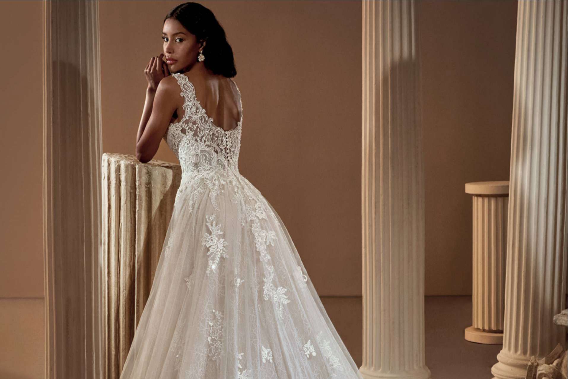 Vestidos de novia originales gracias a la boutique de novias Sujhalúa