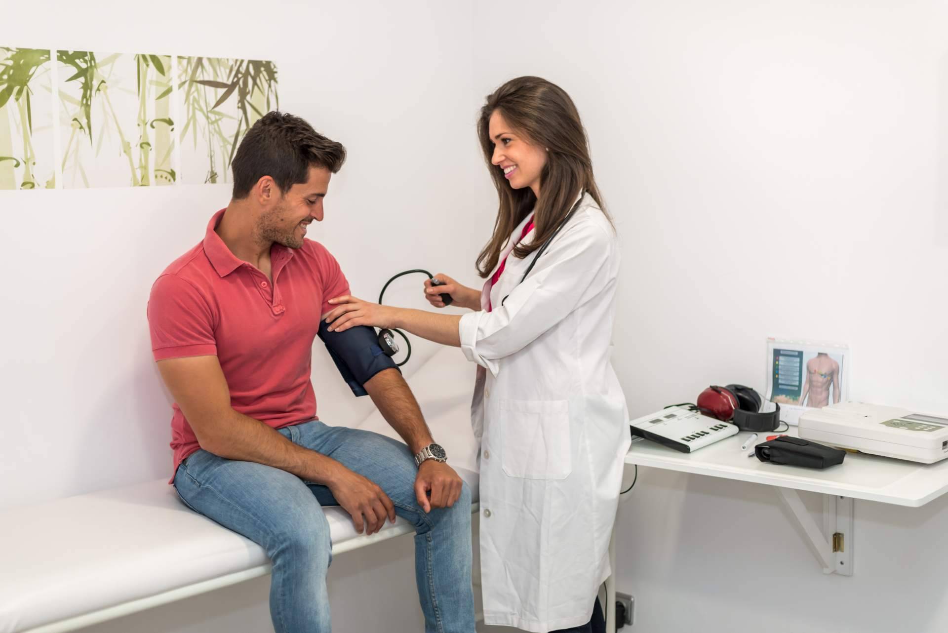 Centro Médico Bravo ofrece servicios en reconocimientos médicos y psicotécnicos de conducir