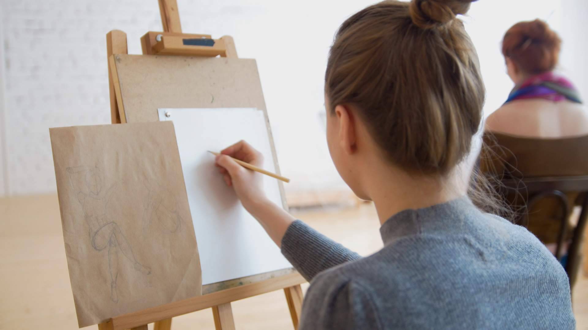La importancia de la personalización en la enseñanza de artes, según El Taller de la Salamandra