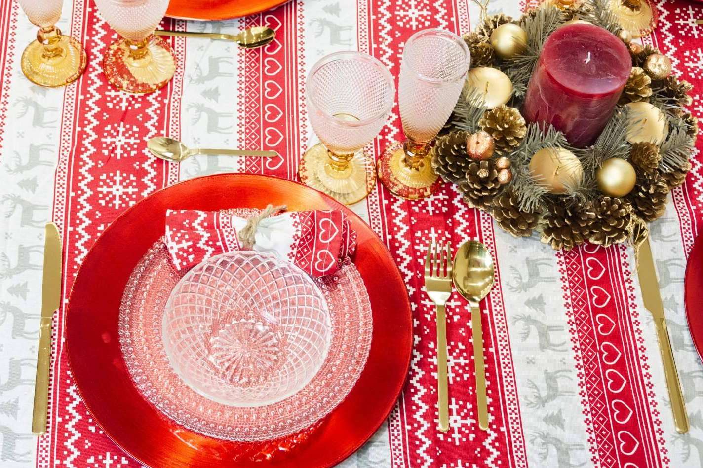 Decorar la mesa en Navidad gracias a las ideas de Rosso Decora