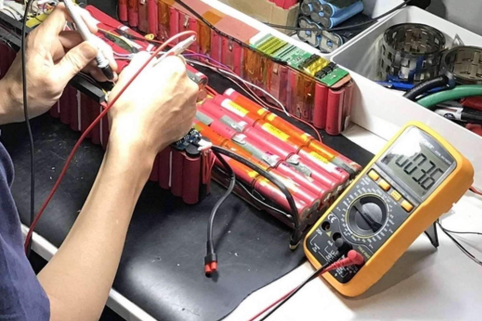 Arréglatelo y la reparación de patinetes eléctricos y repuestos de patinetes eléctricos