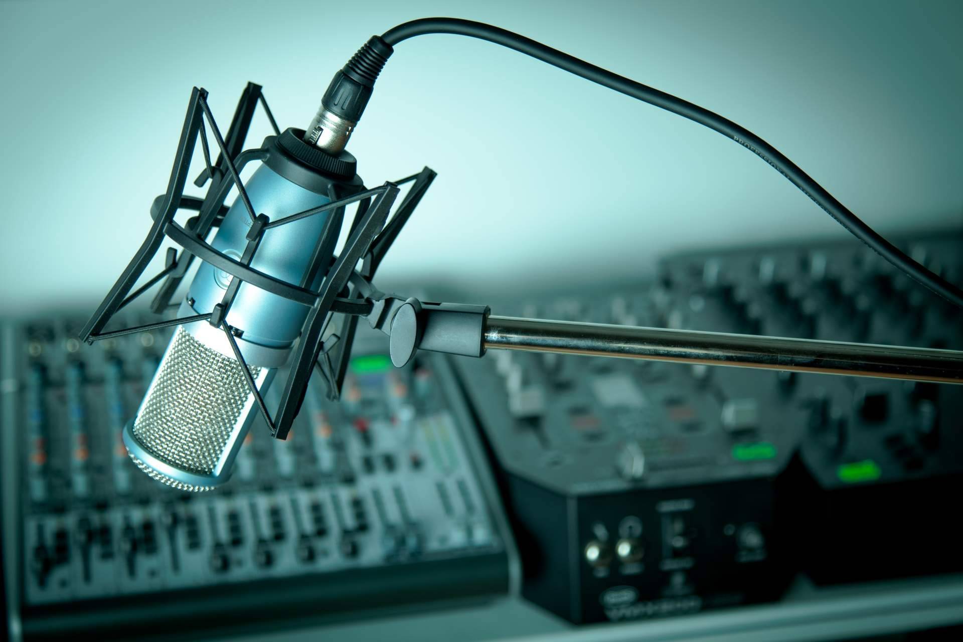 El curso de iniciación en locución y doblaje de Fernando Acaso