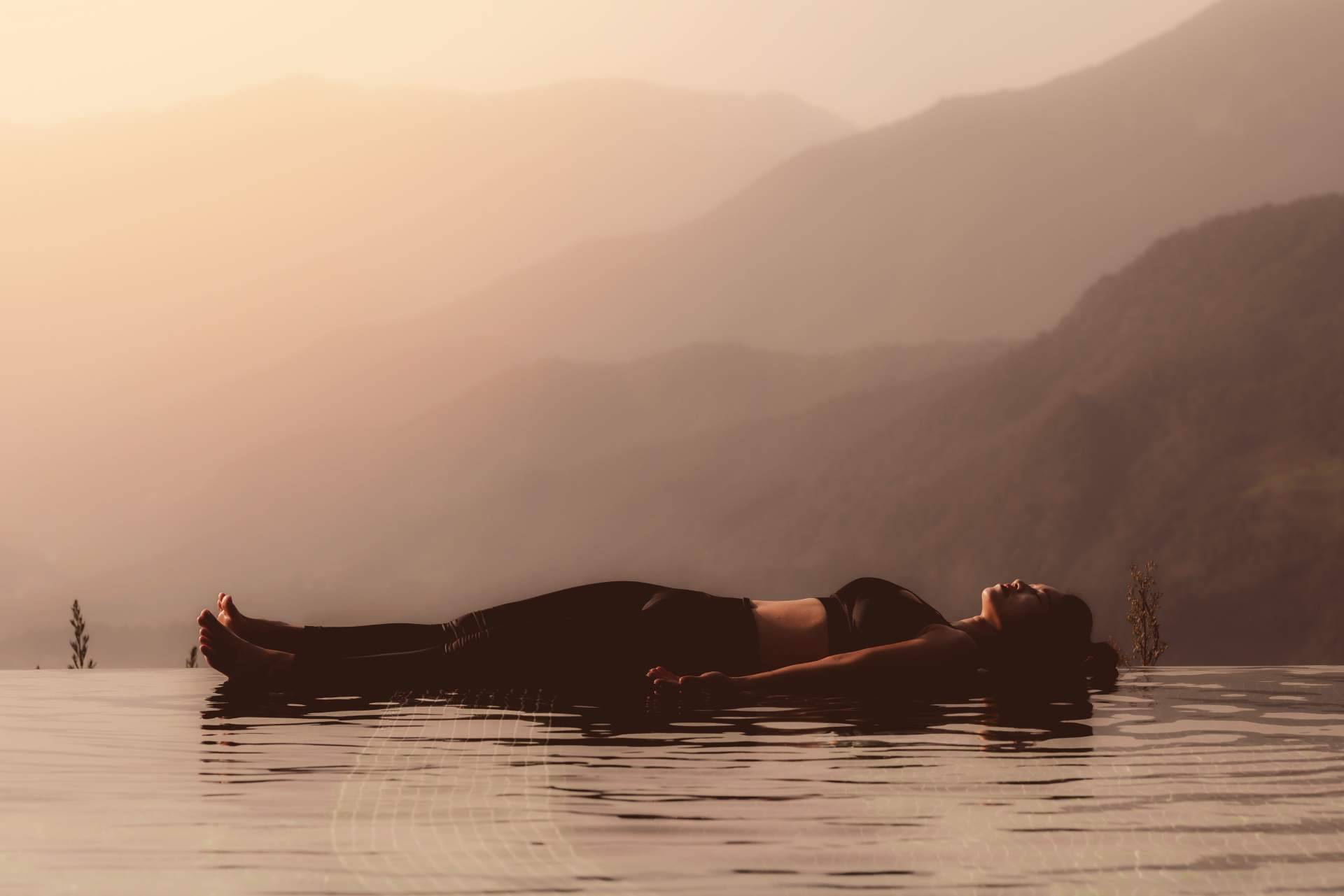 ¿Qué es el Yoga Nidra?, Todo lo que se debe saber en la revista digital Sport Life