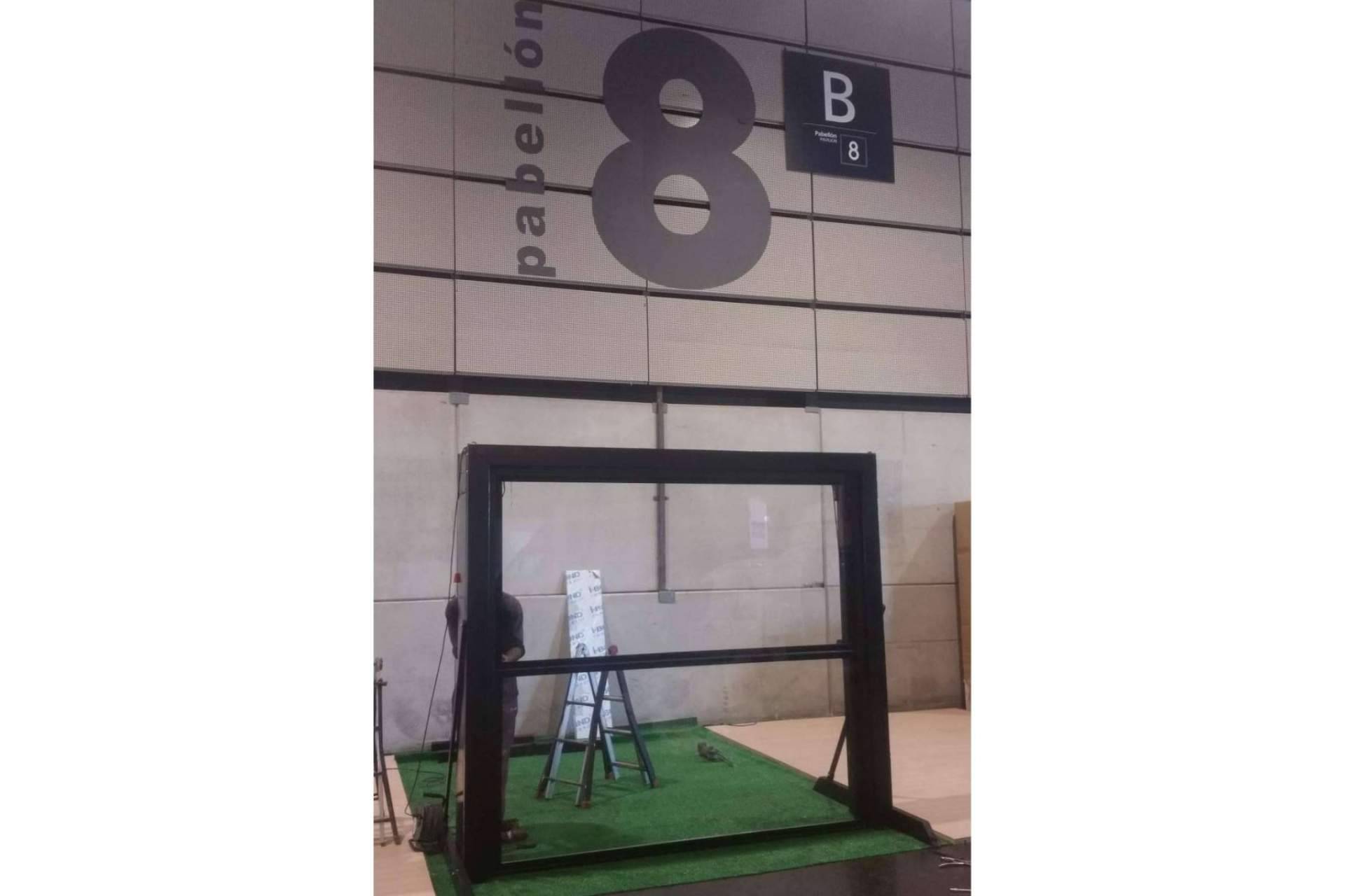 Overlap combina seguridad y tecnología en puertas de garaje adaptadas a los clientes