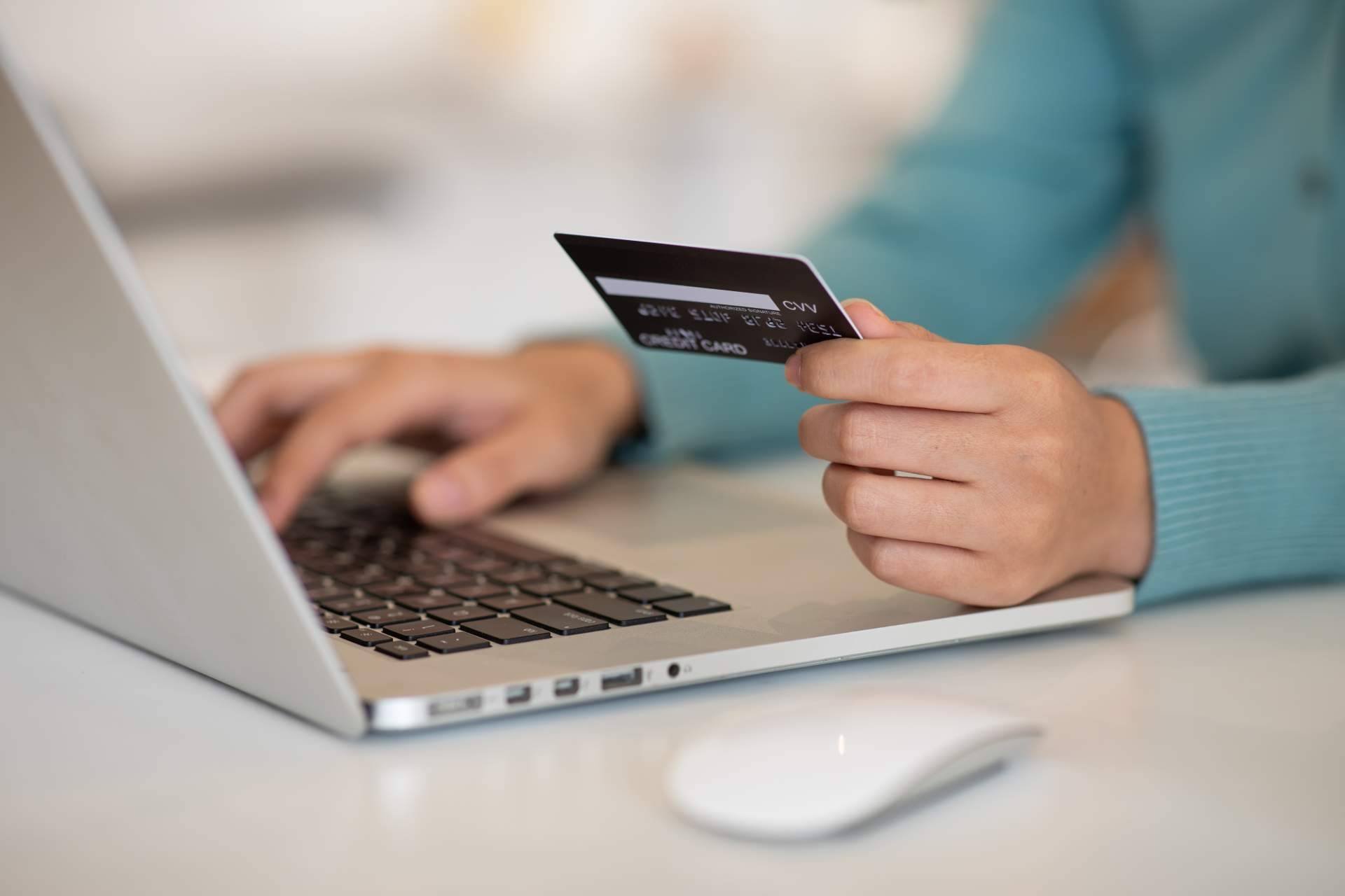 Eprox, la firma que está llevando a cabo la revolución digital del comercio local