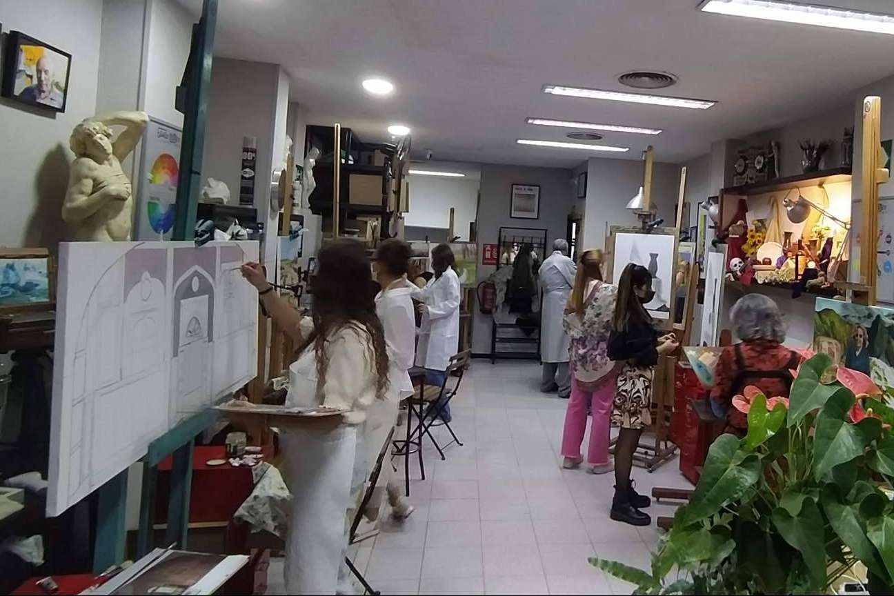 La calidad del método de enseñanza del equipo docente experimentado y joven de Estudio Ilógico