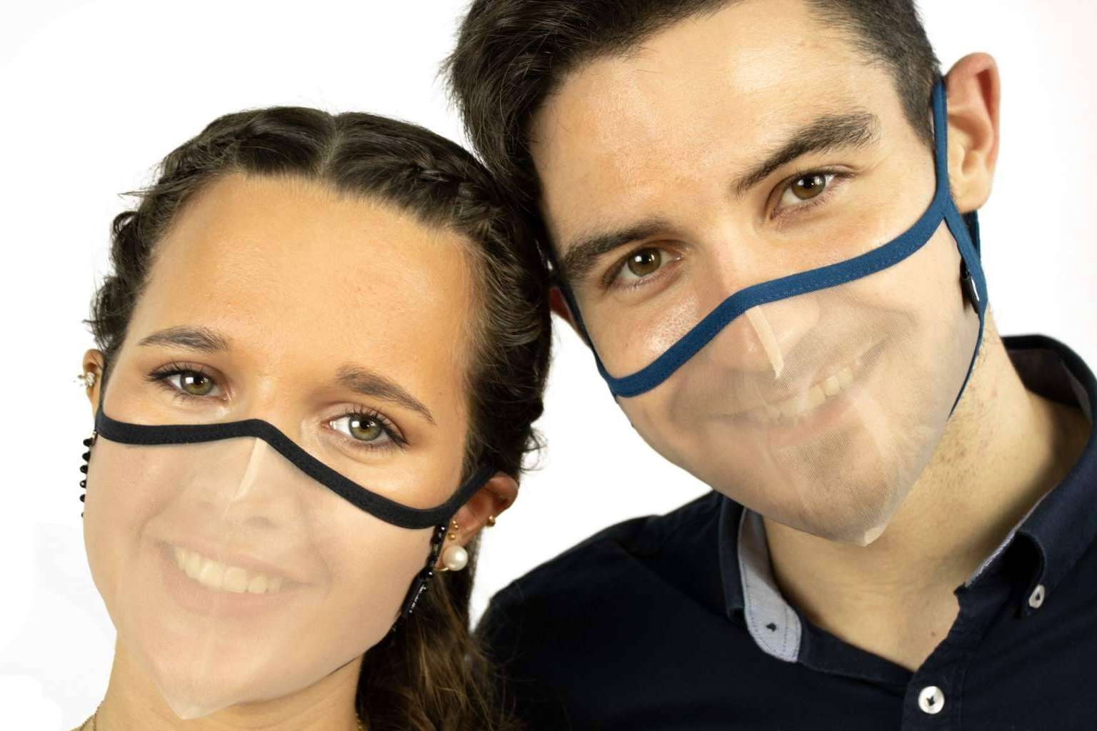 El accesorio indispensable para protegerse contra las nuevas variantes son las mascarillas