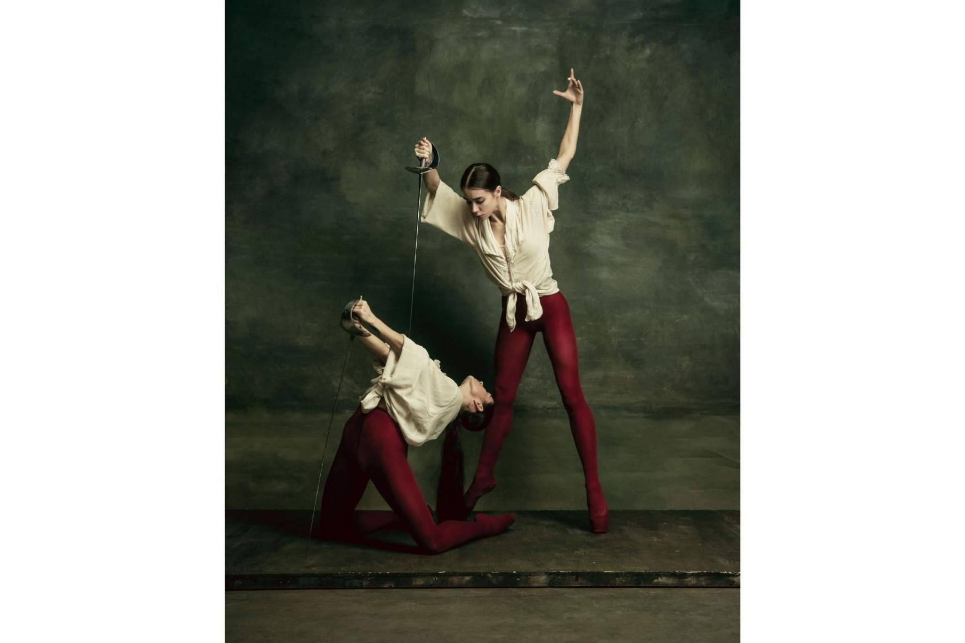 La moda y el baile se combinan en la sección de Fashion Dance de la empresa Iris New Legend