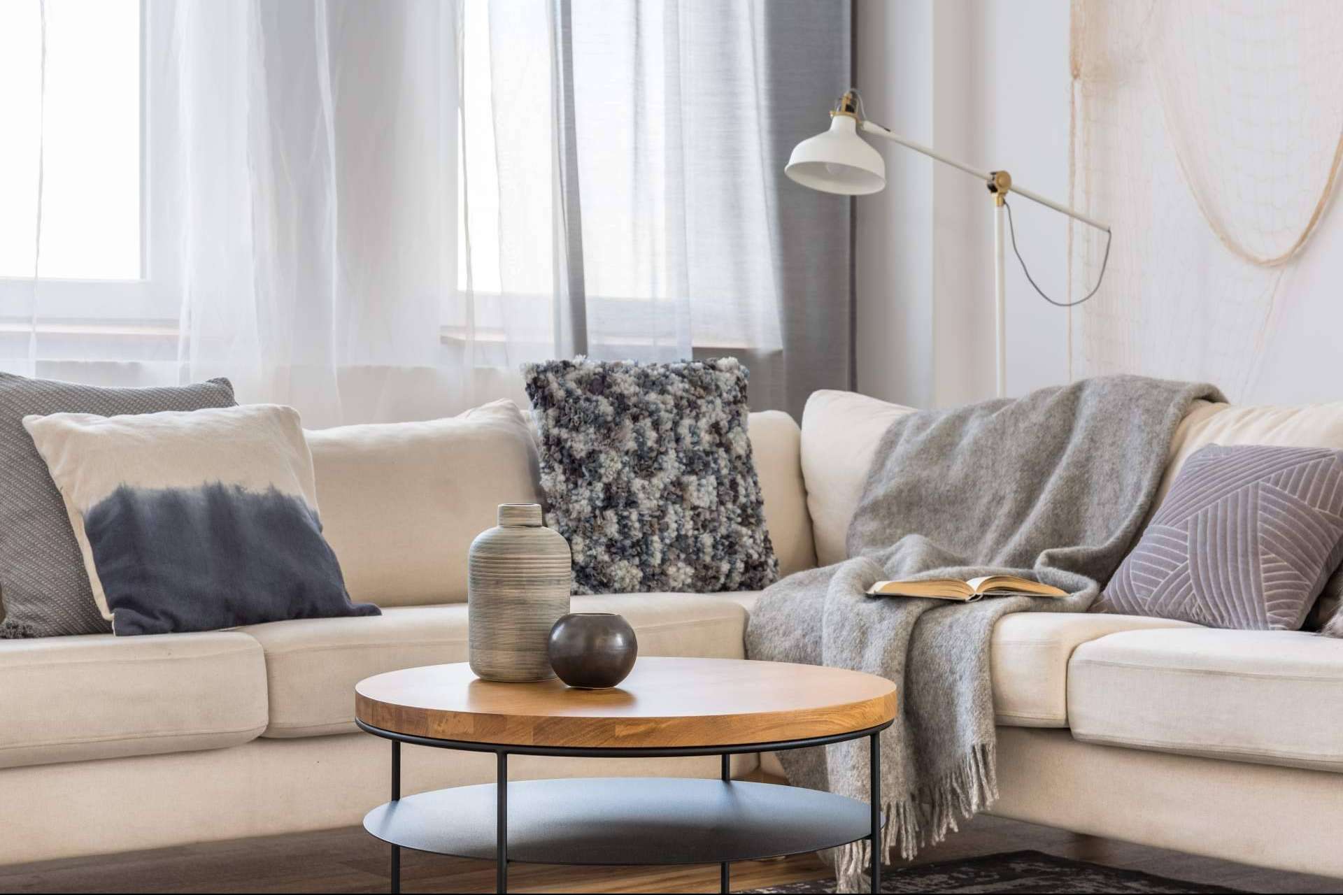 La decoración de una sala polivalente