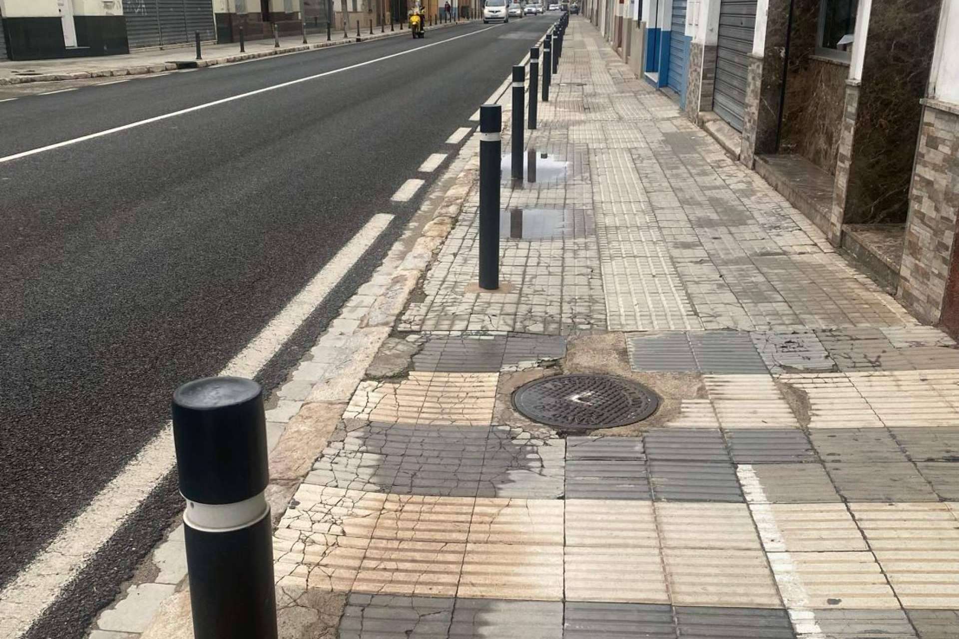 GB Solutions y sus pilonas de plástico reciclado con banda reflectante para delimitar los espacios de forma sostenible