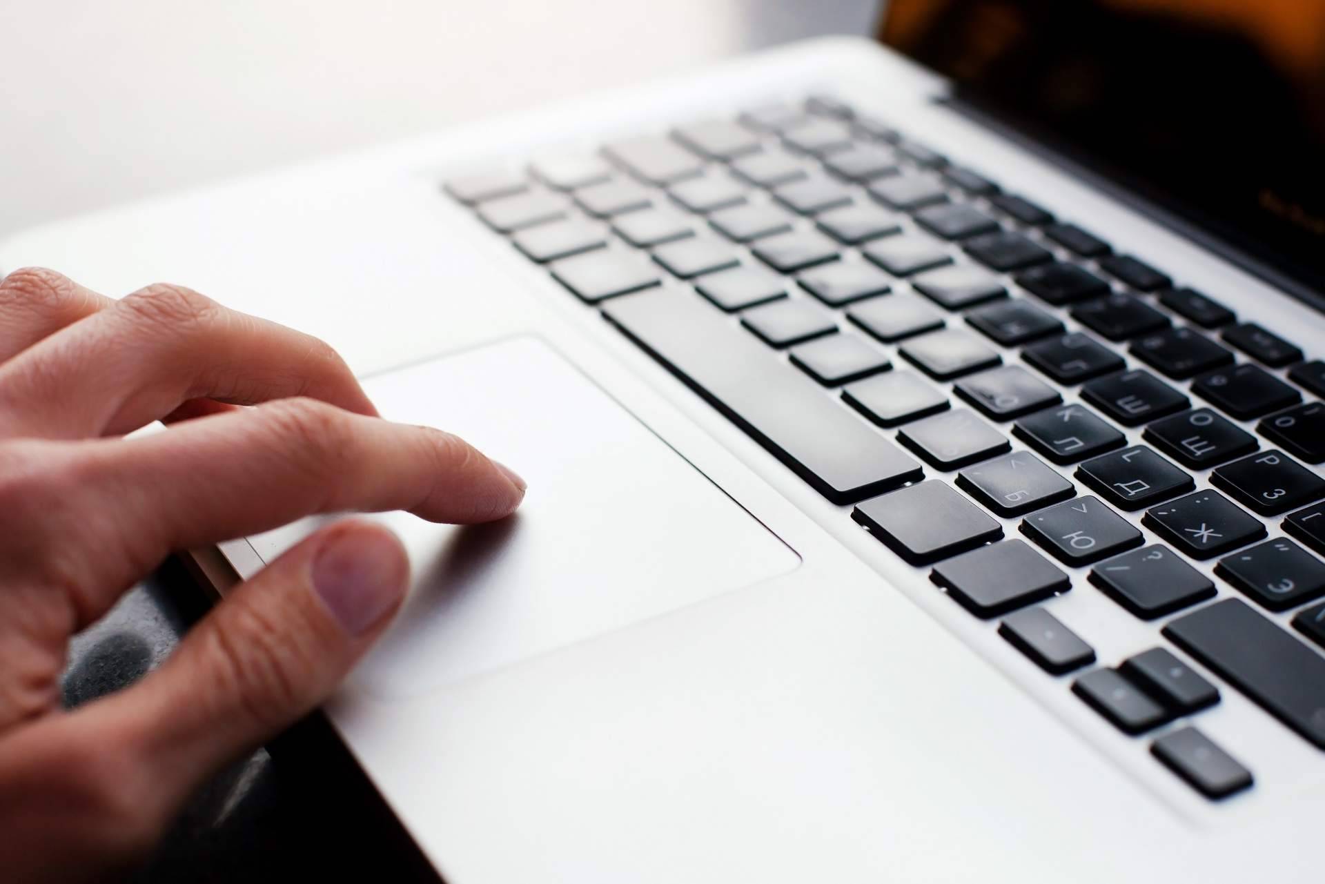 Desplazar el contenido negativo y controlar la reputación en Google con Remove Group