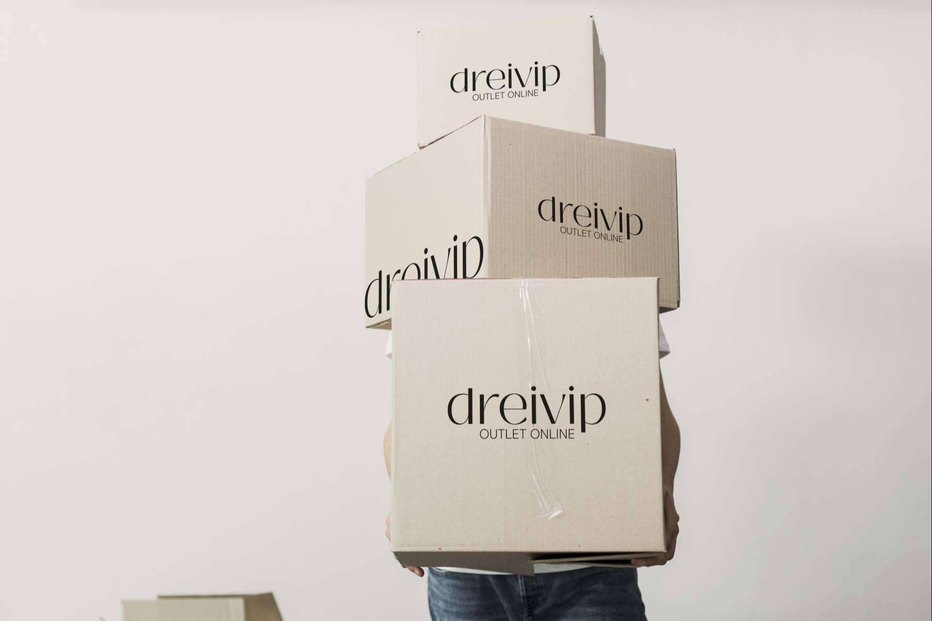El club de venta privada online de las principales marcas que cuenta con descuentos de hasta el 80 %, Dreivip