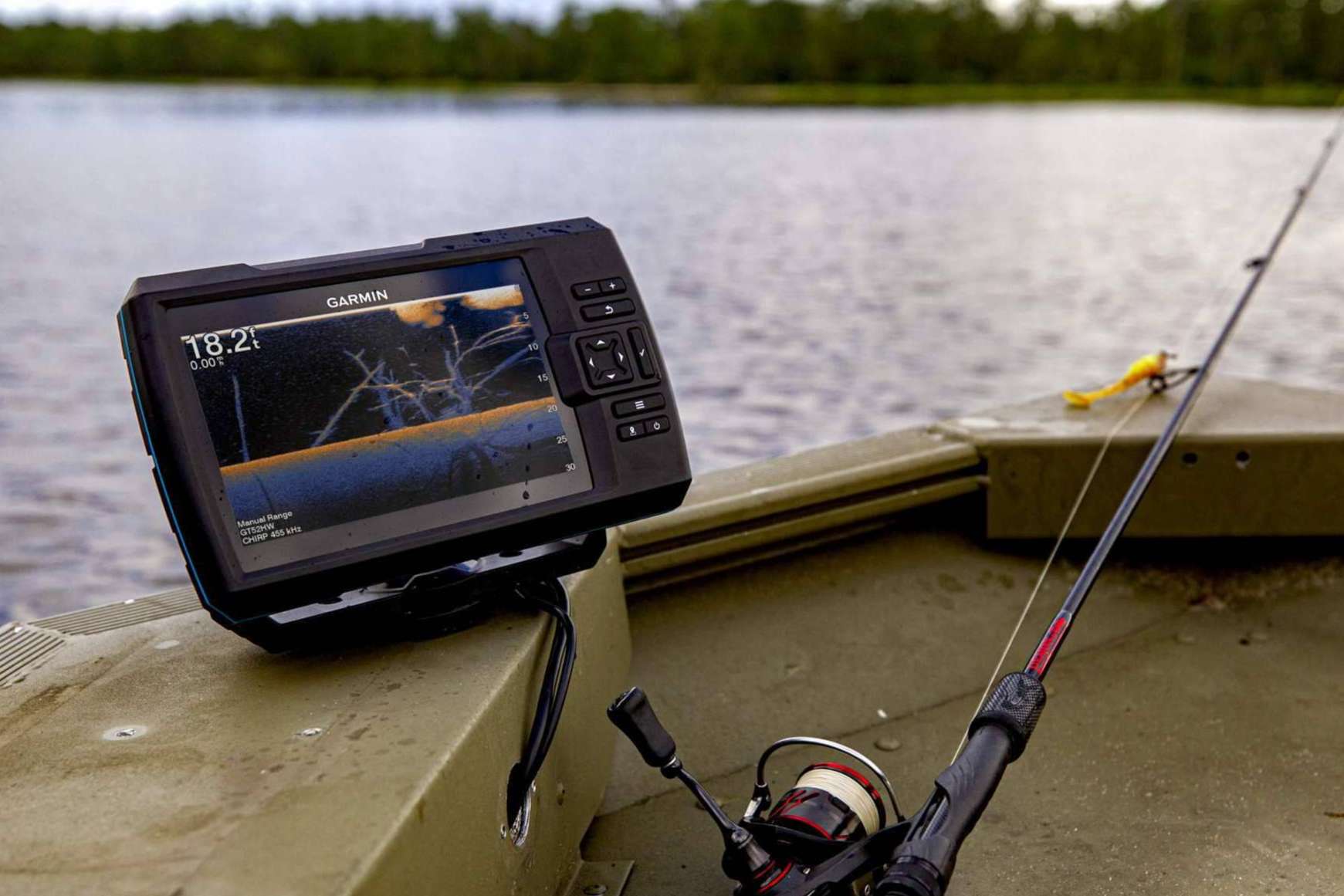 Adquirir sondas de pesca GPS Striker Vivid en Equiposnauticos.com