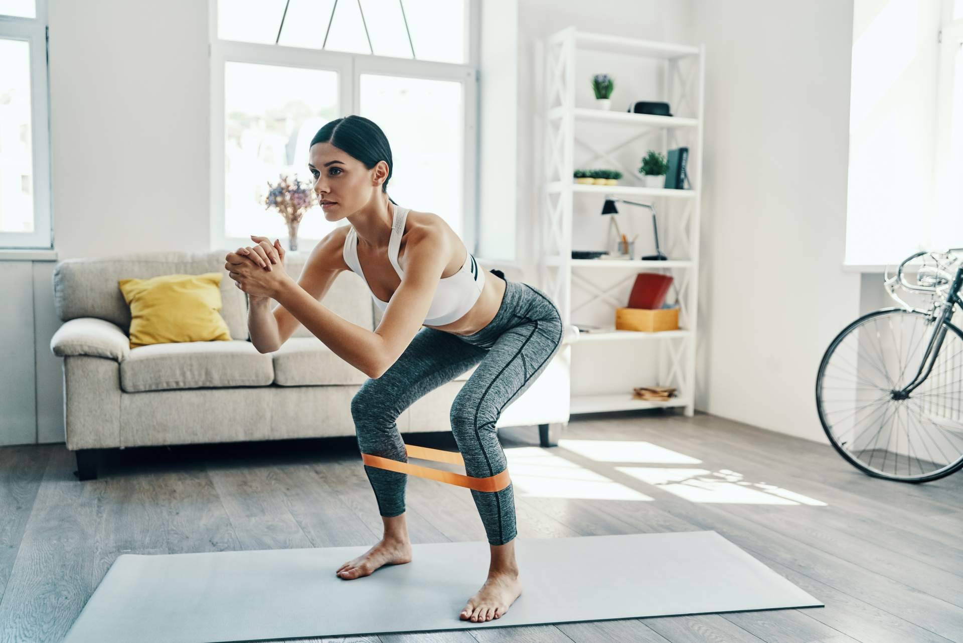 Asesoramiento y material fitness para facilitar el entrenamiento en casa, con PROGES