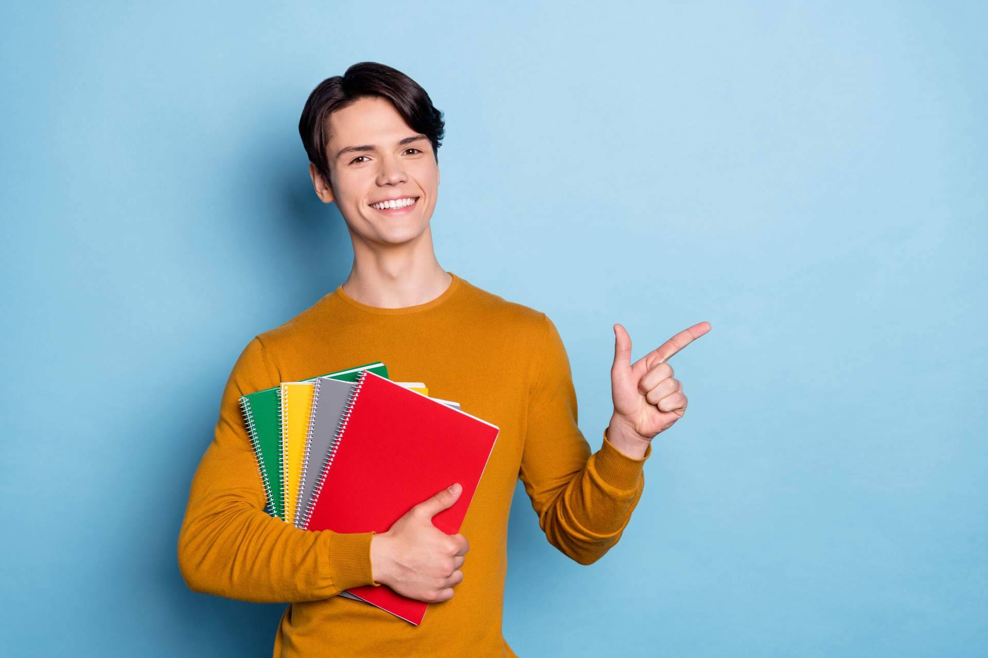 Terminar el Trabajo Fin de Grado con la ayuda de la academia Ayuda Universitaria
