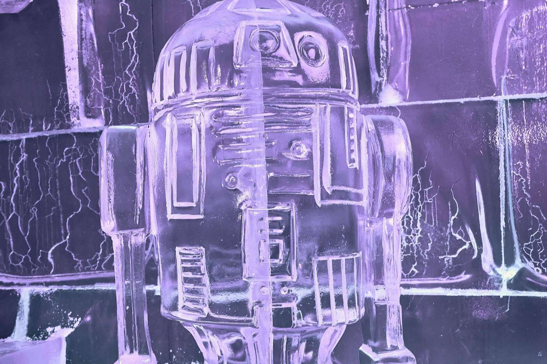 Las esculturas de hielo de la sala Ice Barcelona buscan rendir homenaje al mundo del cine