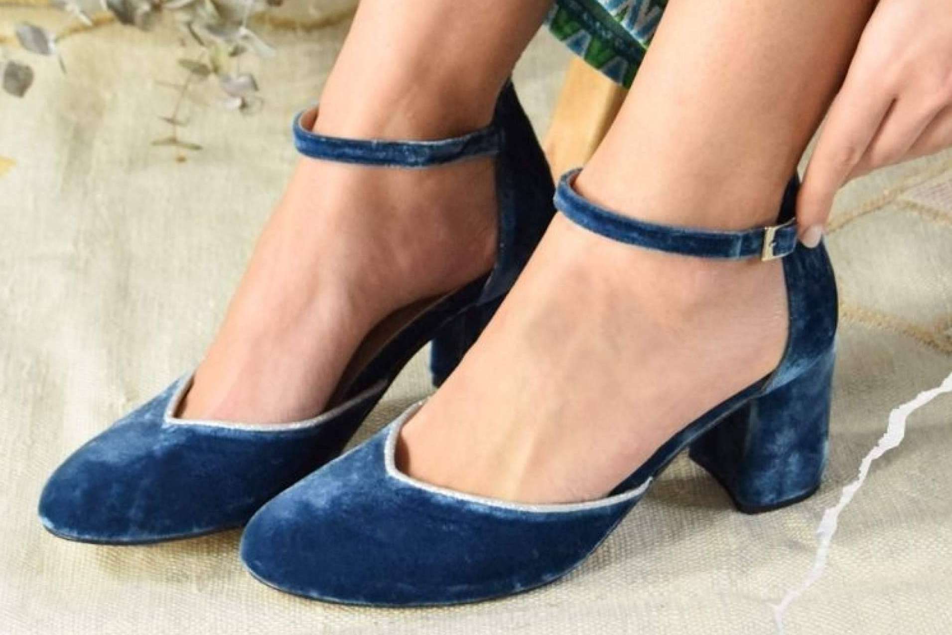 Mardecleo ofrece un amplio catálogo de zapatos elegantes para ocasiones especiales