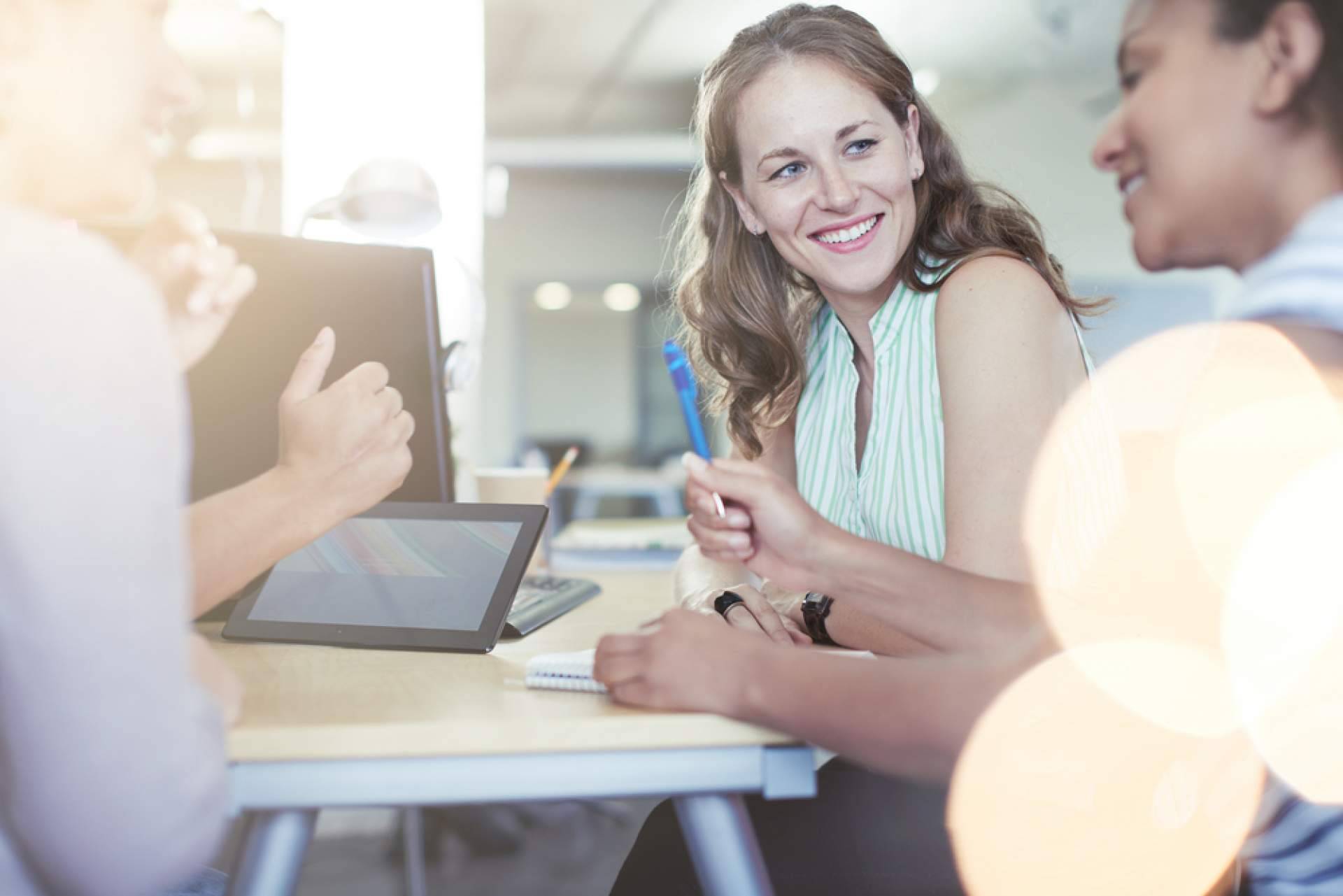 Crecer y progresar laboralmente gracias al servicio gratuito de consultoría y orientación de AvanzaEmpleo