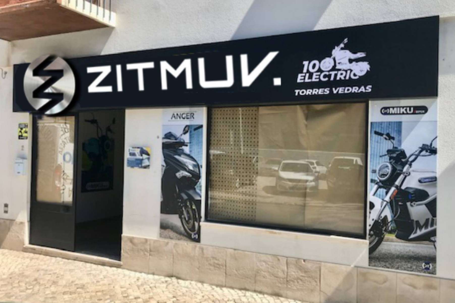 Probar los productos del concesionario Zitmuv by Sunra antes de adquirirlos