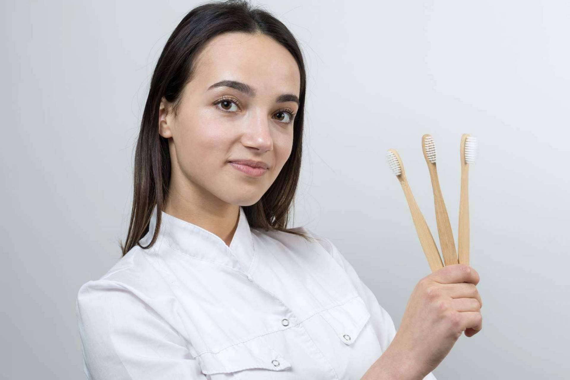 Una sonrisa bonita y cuidada con los tratamientos de Corporación Dental