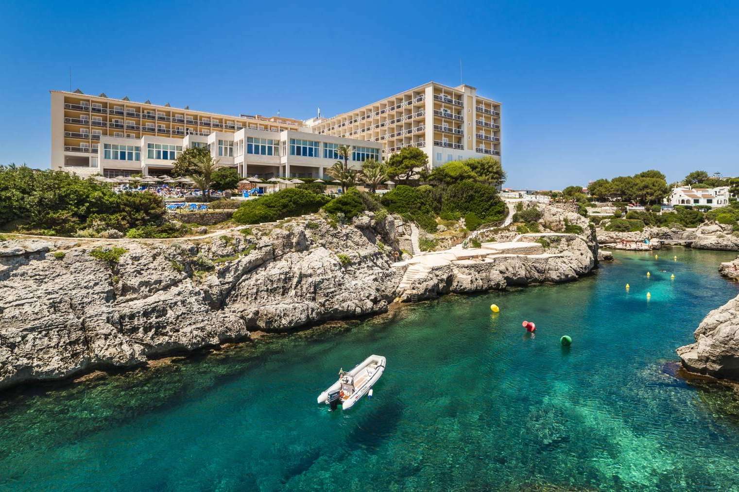 Hoteles familiares y parques acuáticos para disfrutar de unas vacaciones con niños
