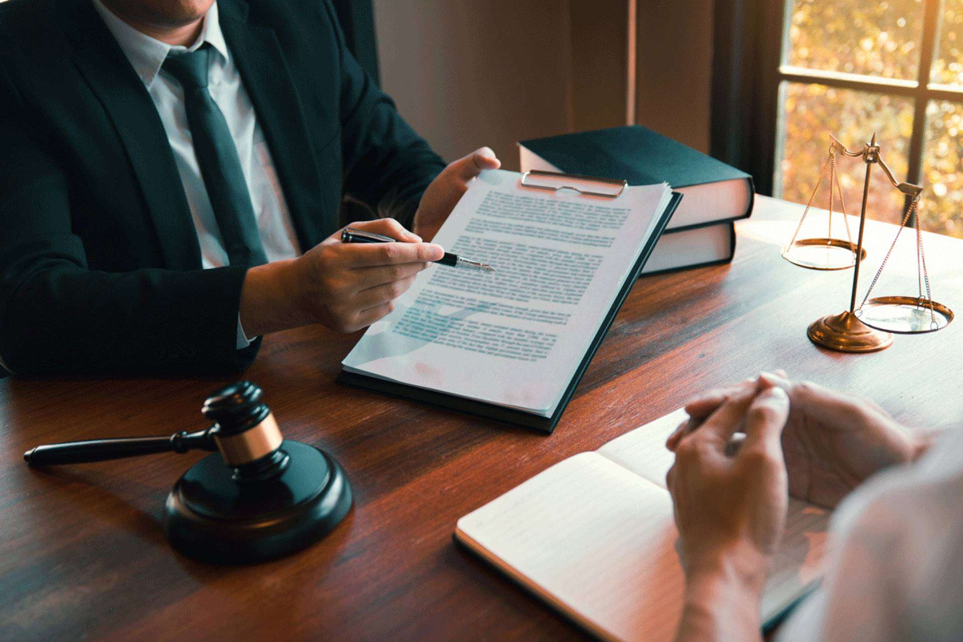 ¿Qué es una asesoría legal?, según Key Iberboard