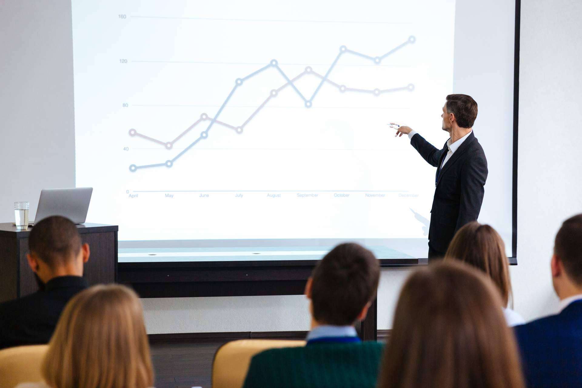 ARH ECONOMIST señala por qué es importante realizar una auditoría en las empresas