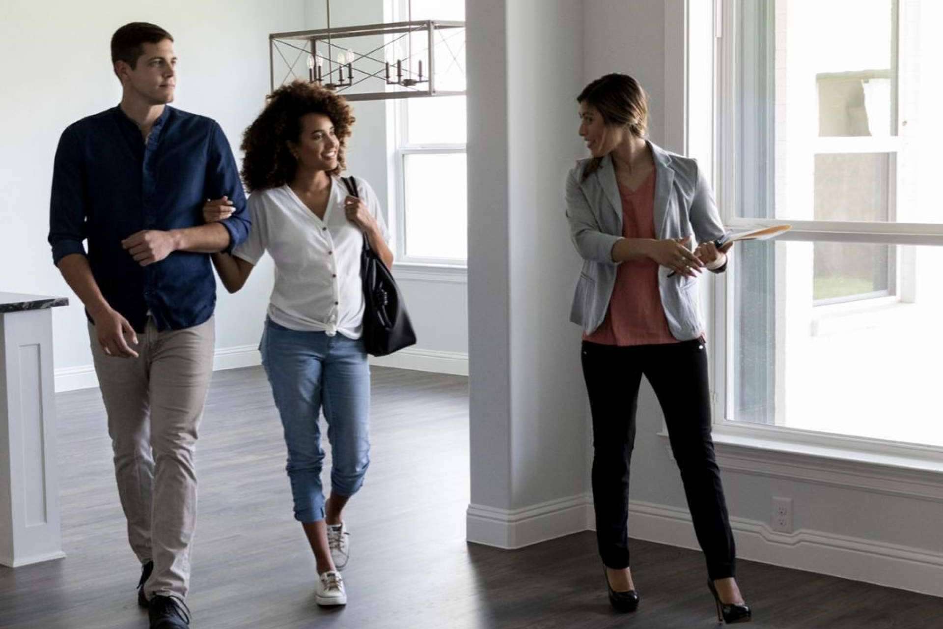 Kensington Finest Properties International se plantea contratar 100 nuevos agentes inmobiliarios para su red en España