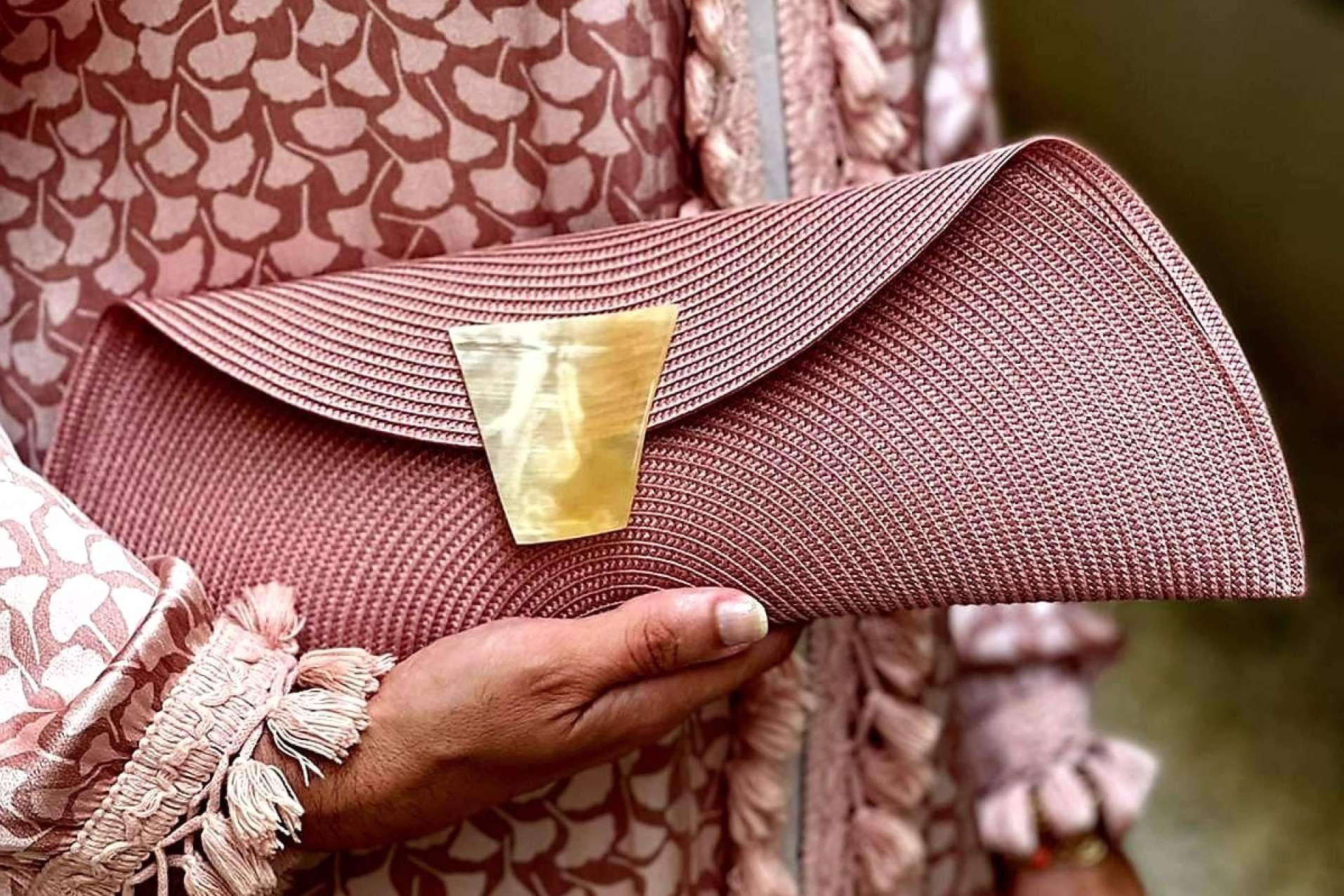 Carmen Fernández Complementos ofrece bolsos versátiles