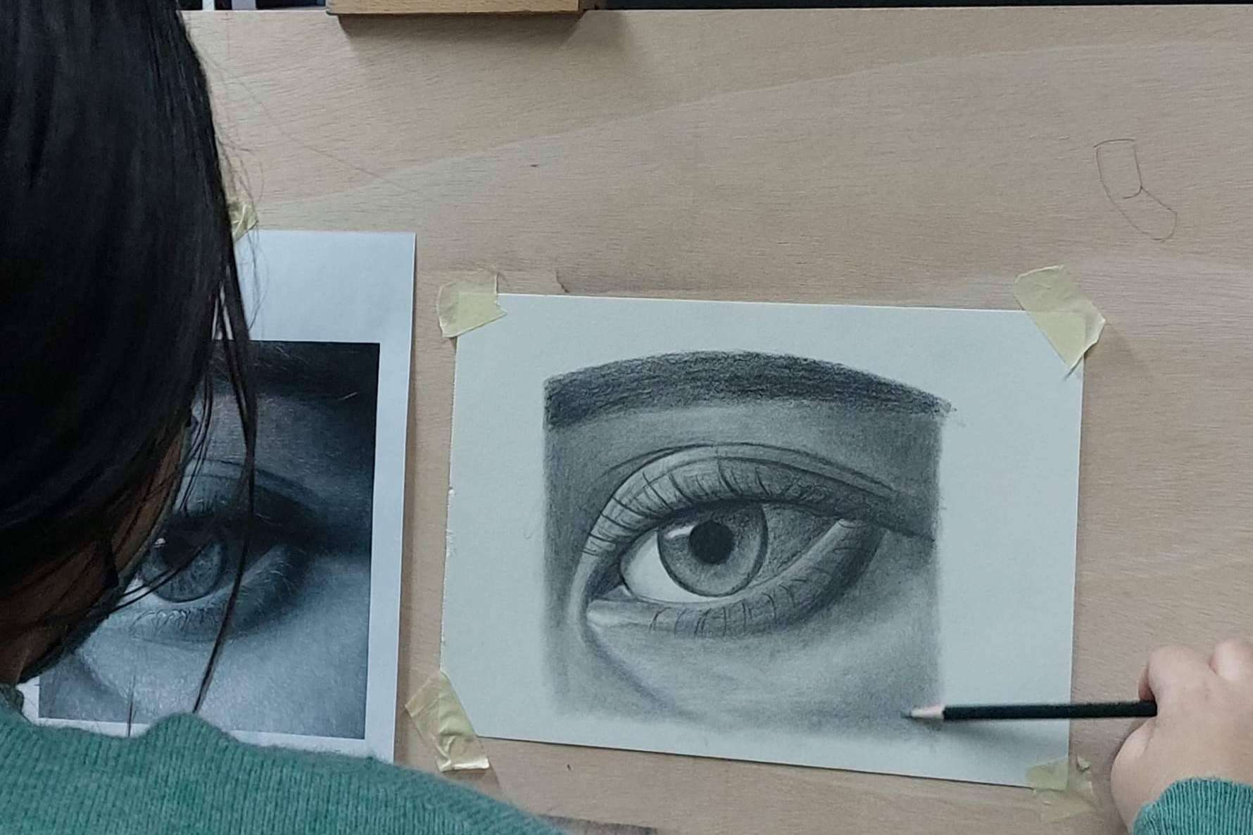 Reservar una plaza para las clases de pintura de Estudio Ilógico en septiembre