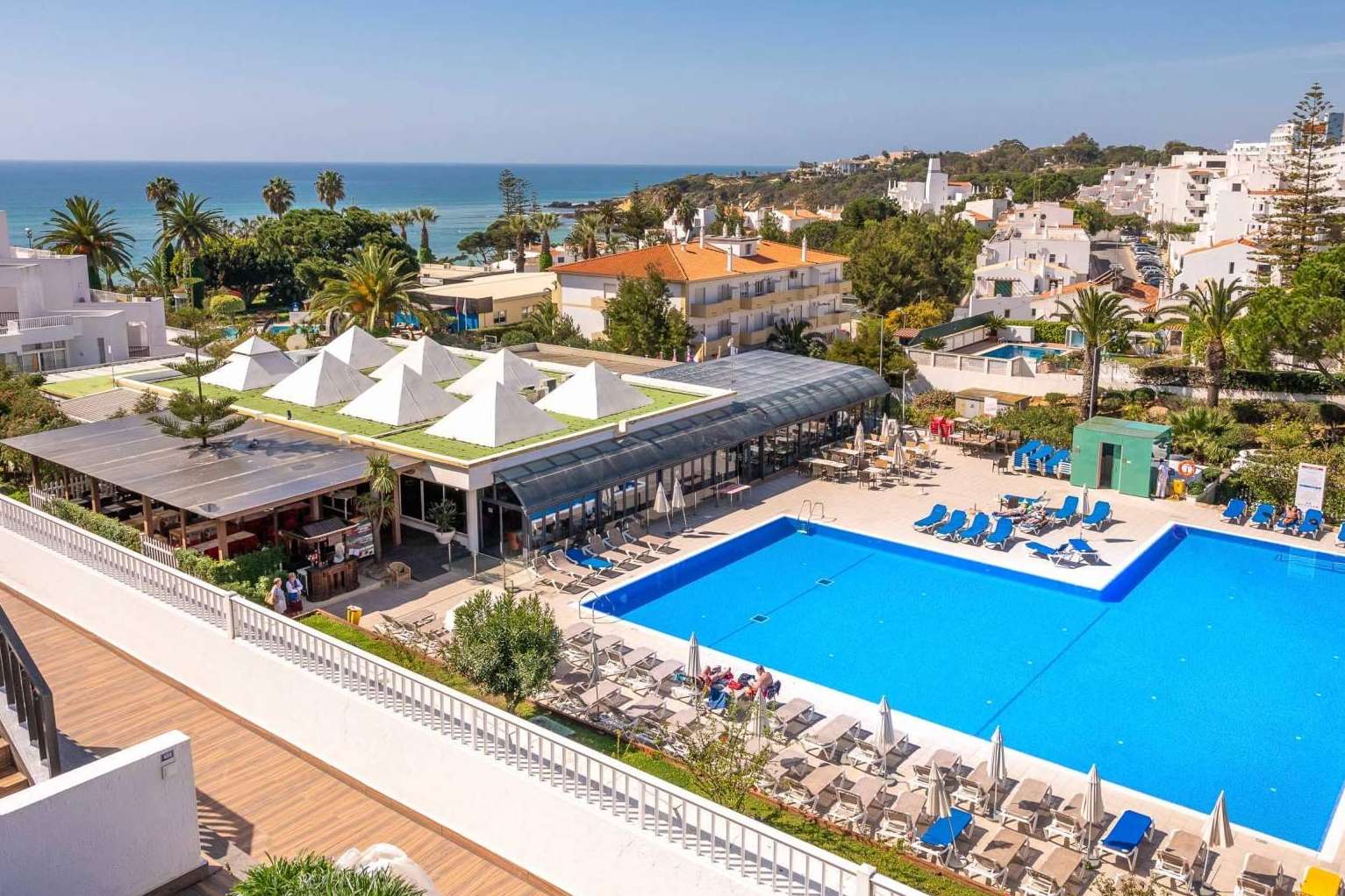El equipo de ISholidays.com ofrece los mejores destinos para disfrutar de las vacaciones