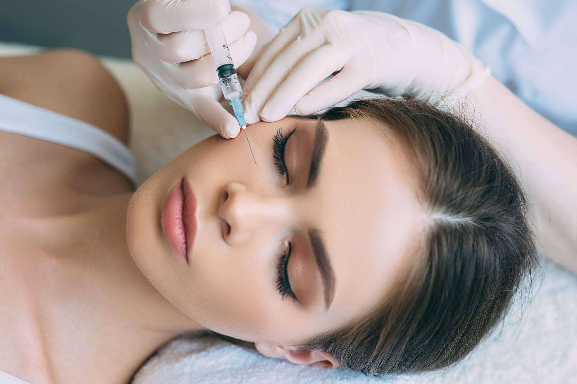 Conseguir la armonización facial de la mano de Clínica Femme