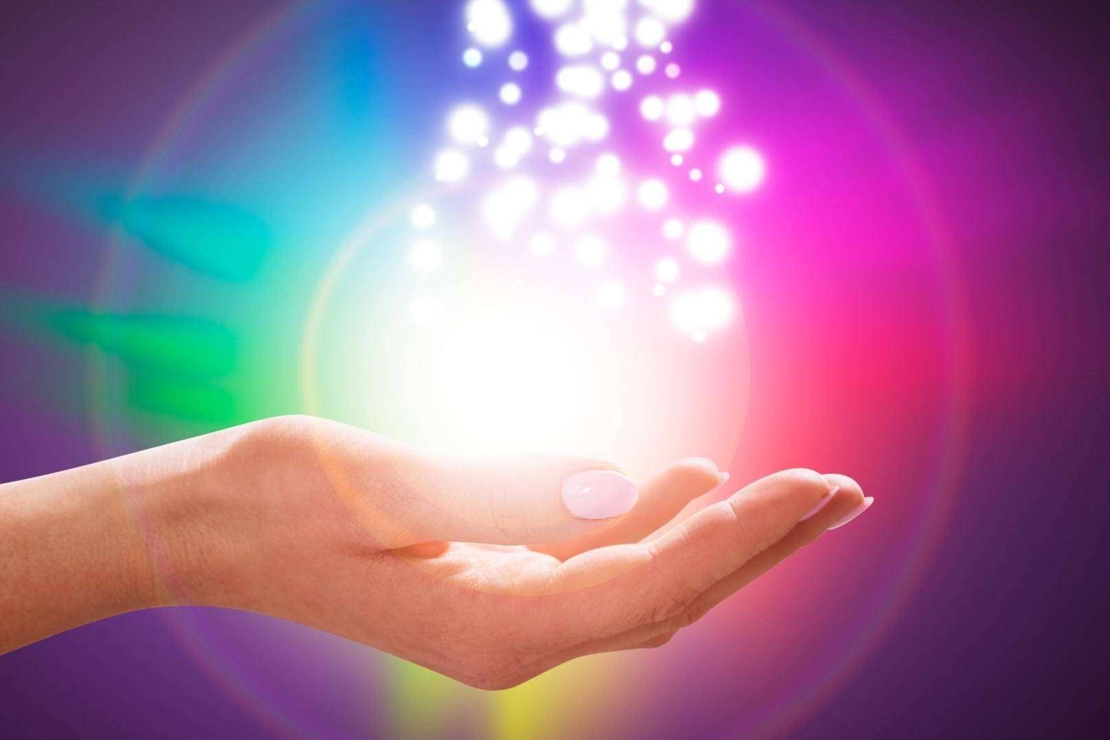 ¿Cuál es la relación entre el universo y las uñas?, por Central Care Cuidados Integrales