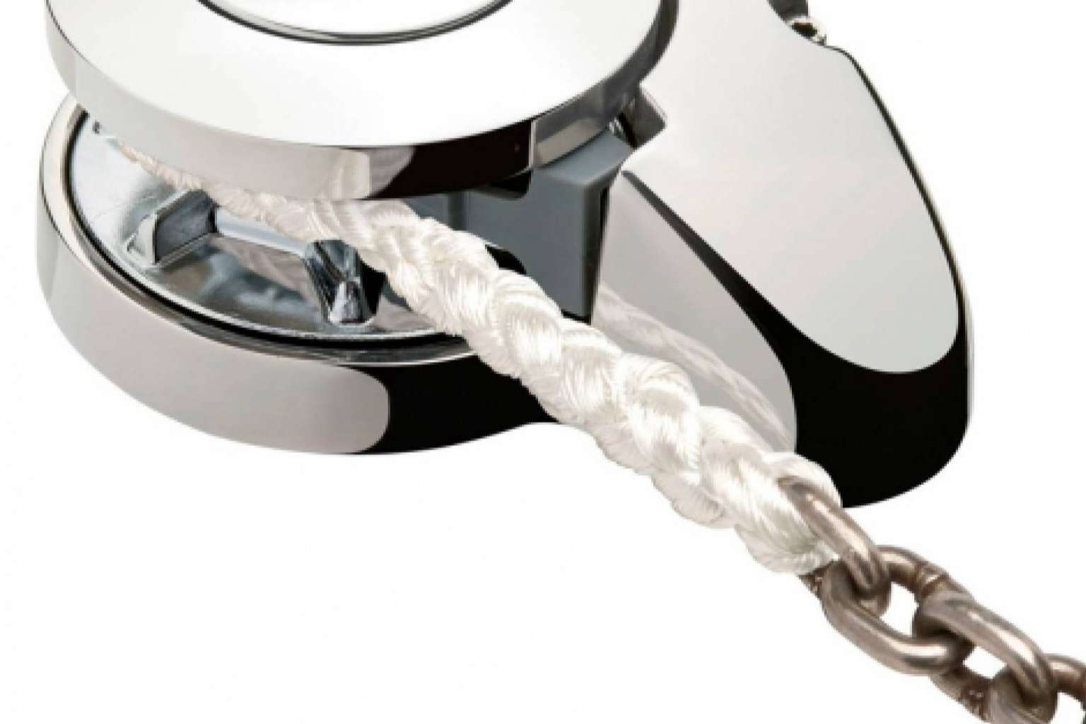 La tienda online Nova Argonautica ofrece cadena acero inoxidable y otros accesorios náuticos