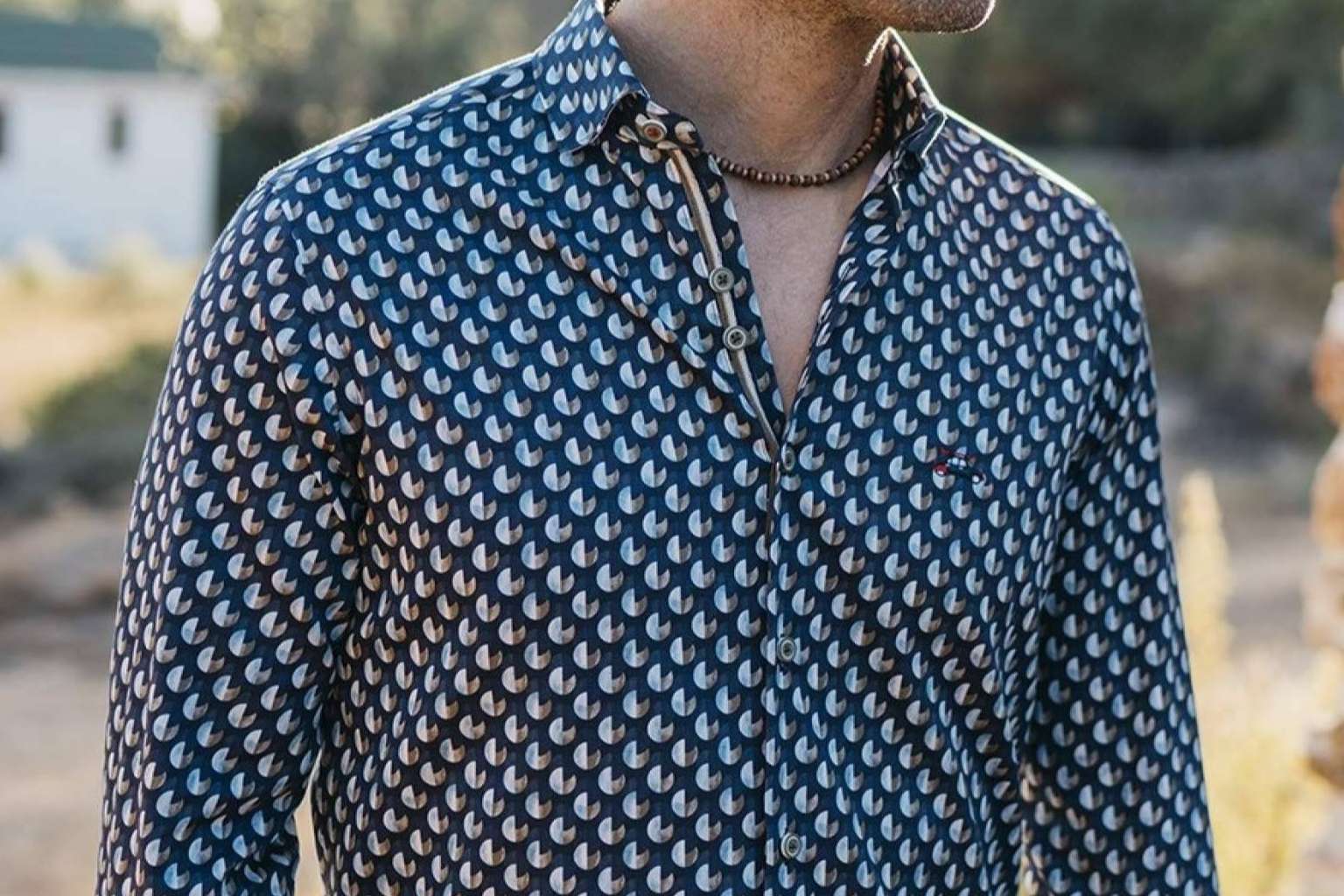 The Surfcar lanza al mercado nuevas camisas estampadas de hombre