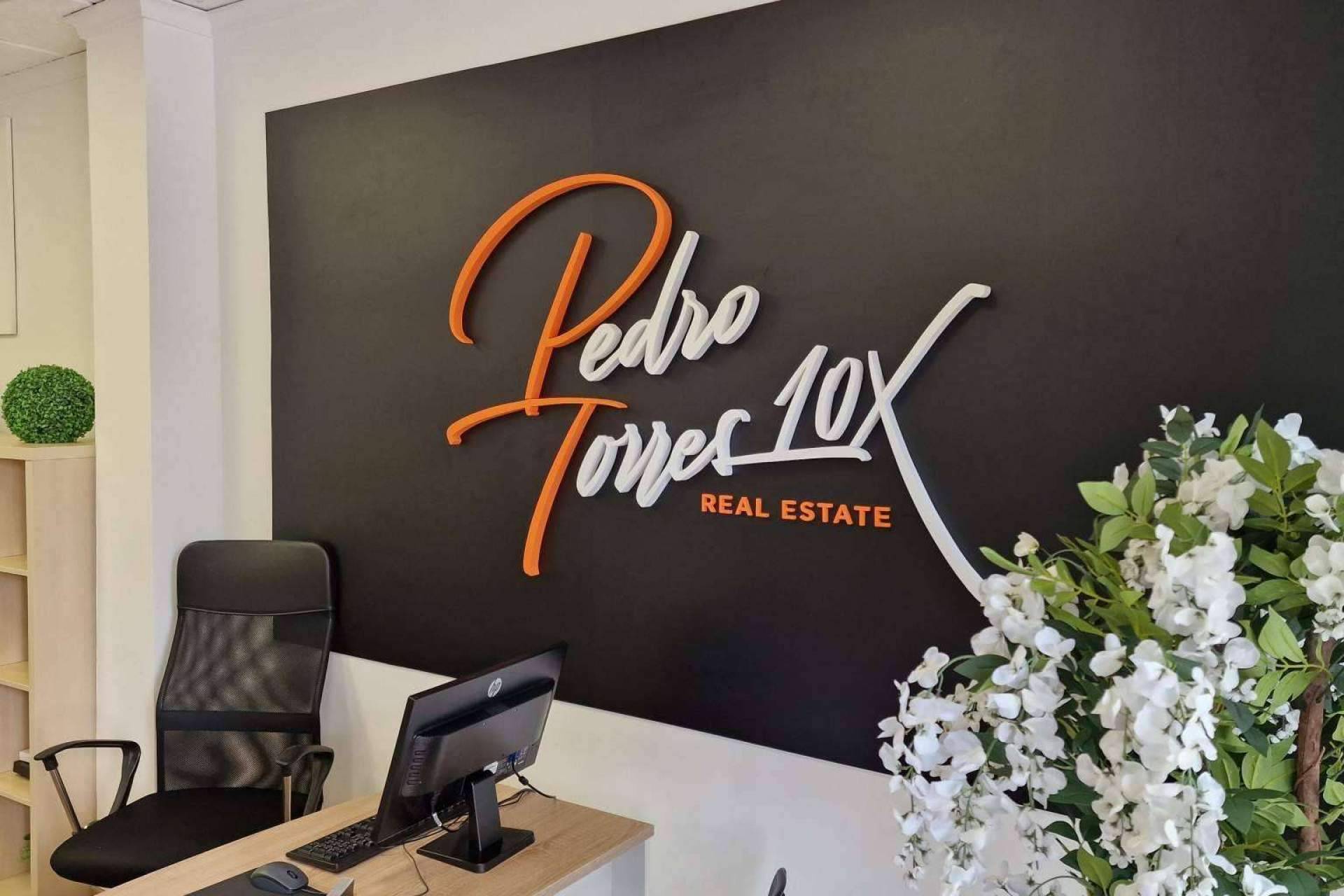 La cobertura legal de la inmobiliaria Pedro Torres 10x ofrece profesionalidad y servicios