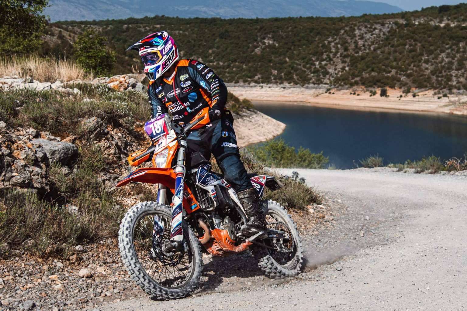Ropa personalizada para motocross, trail y enduro en la tienda ADHESIVOSEMBARRADOS