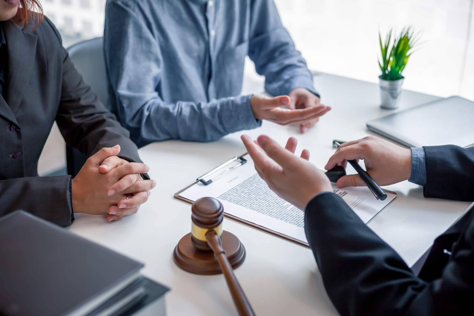 Contar con abogados laboralistas de Madrid y Barcelona, en el despacho Català Reinón