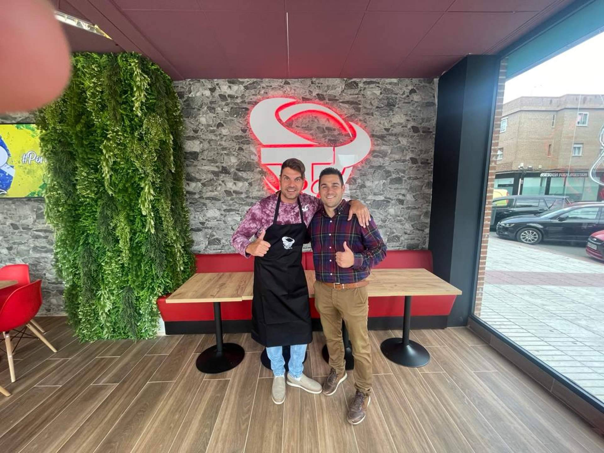 BreakingIce y TORO Burger, un acuerdo para disfrutar de citas en estos restaurantes