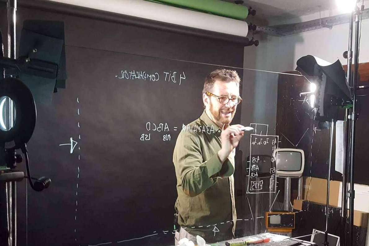 La formación online Poca Electronics en materia de electrónica de Poca Poca