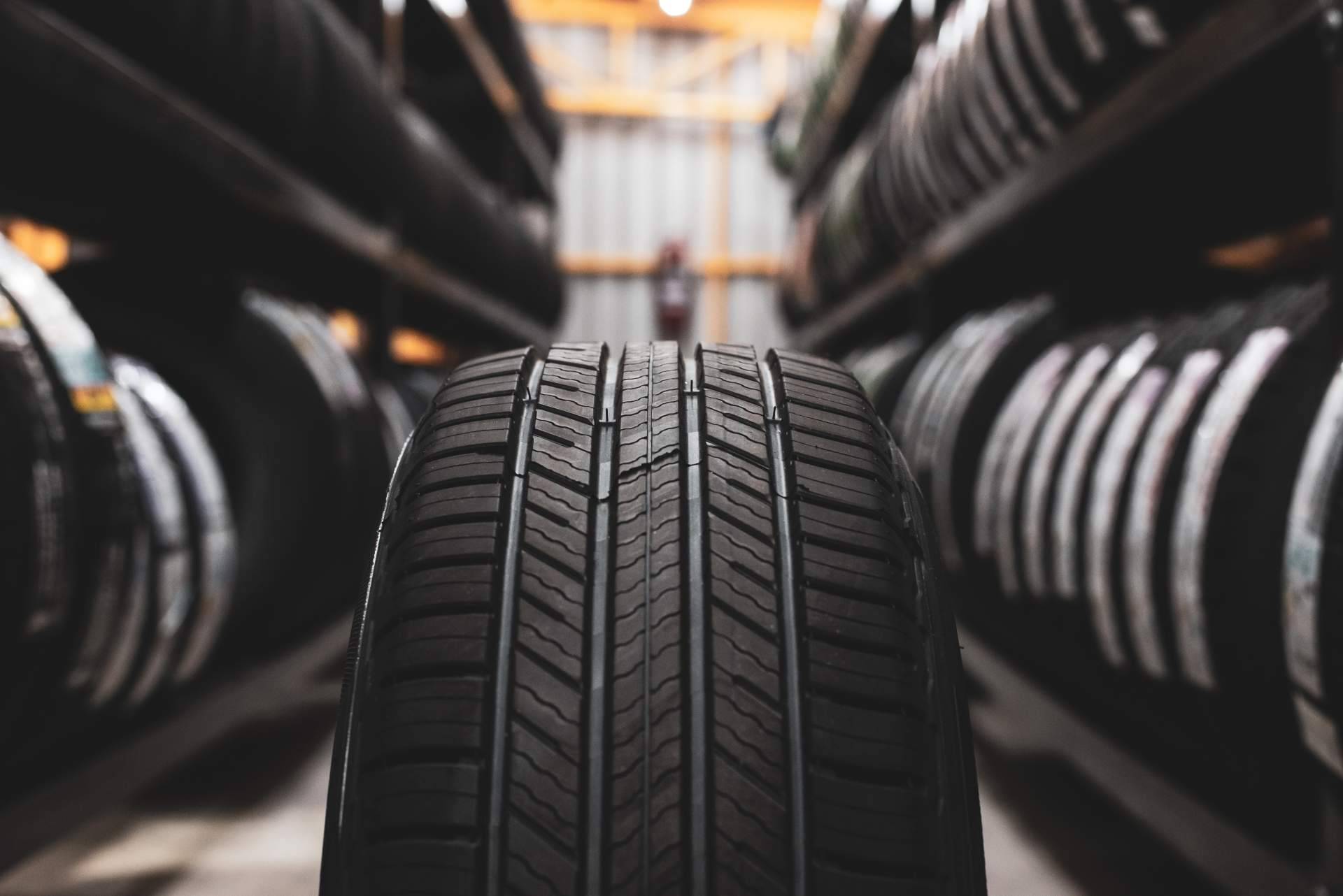 Blacktire ofrece neumáticos de todo tiempo