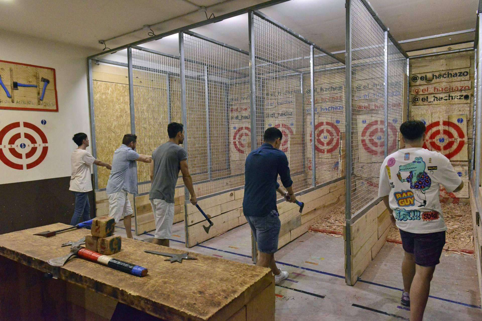 El Hachazo abre un nuevo local de ocio en Murcia